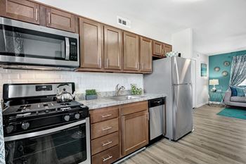 New above range microwave*